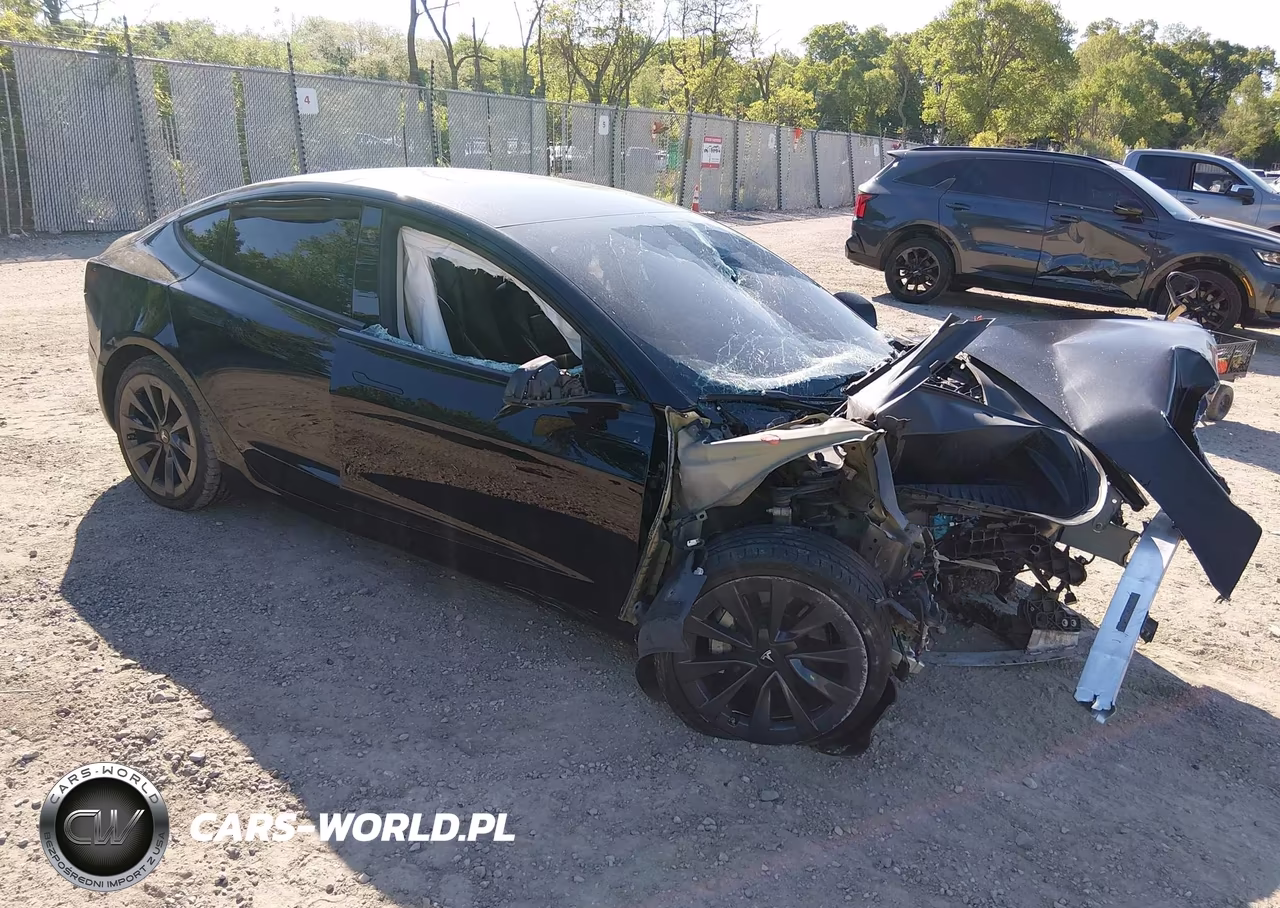 2022 Tesla Model 3 Rear-Wheel Drive – zdjęcie 1 z 16