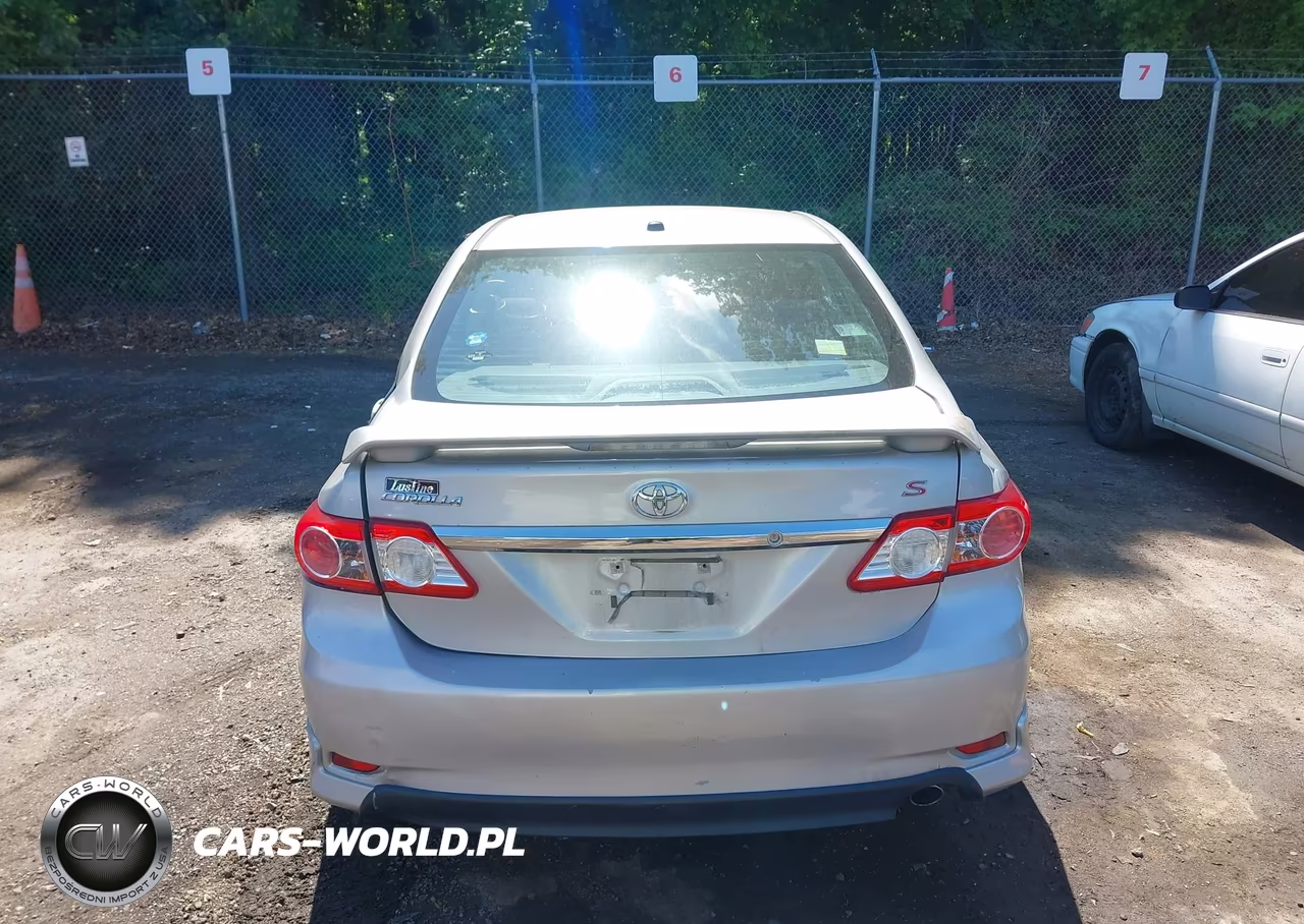 2013 Toyota Corolla S VIN:2T1BU4EE6DC973324 - 16
