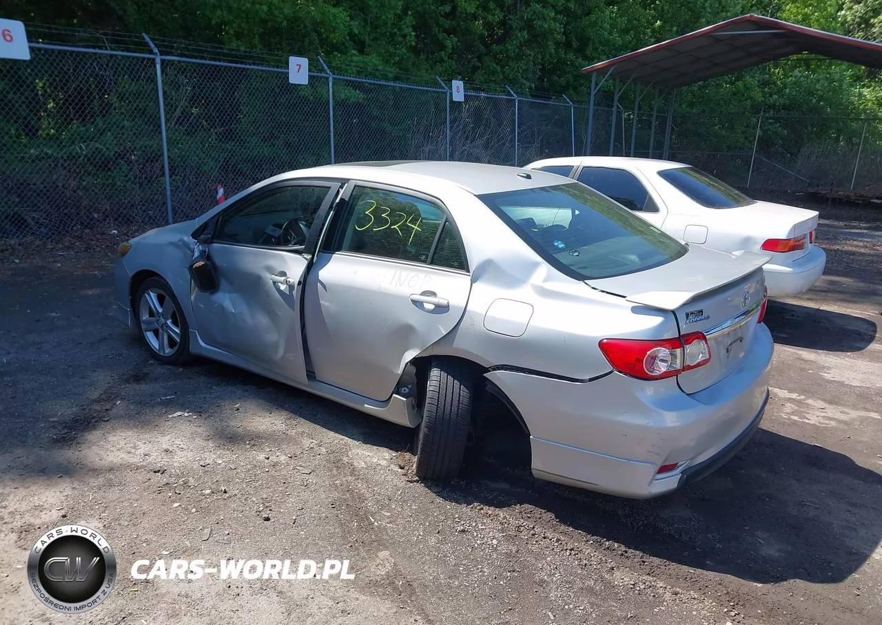 2013 Toyota Corolla S VIN:2T1BU4EE6DC973324 - 3