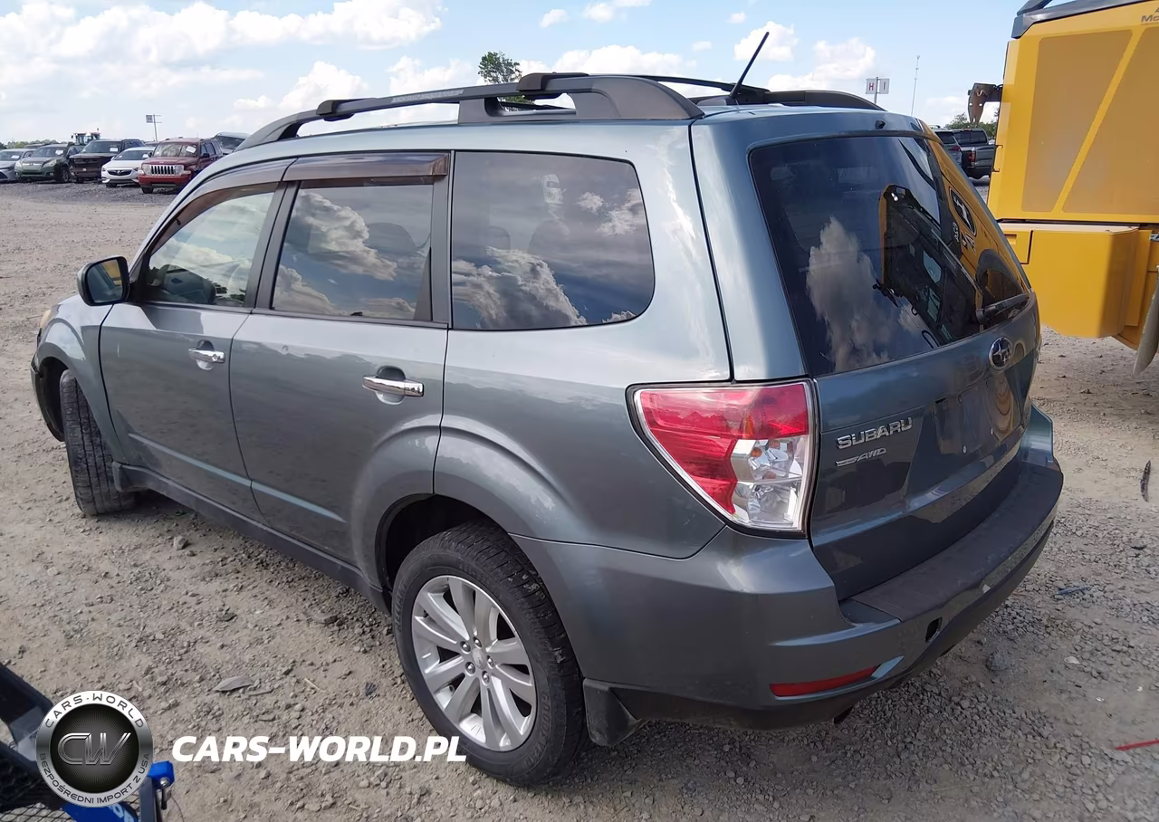 2011 Subaru Forester 2.5X Limited VIN:JF2SHAEC0BH738705 - 3