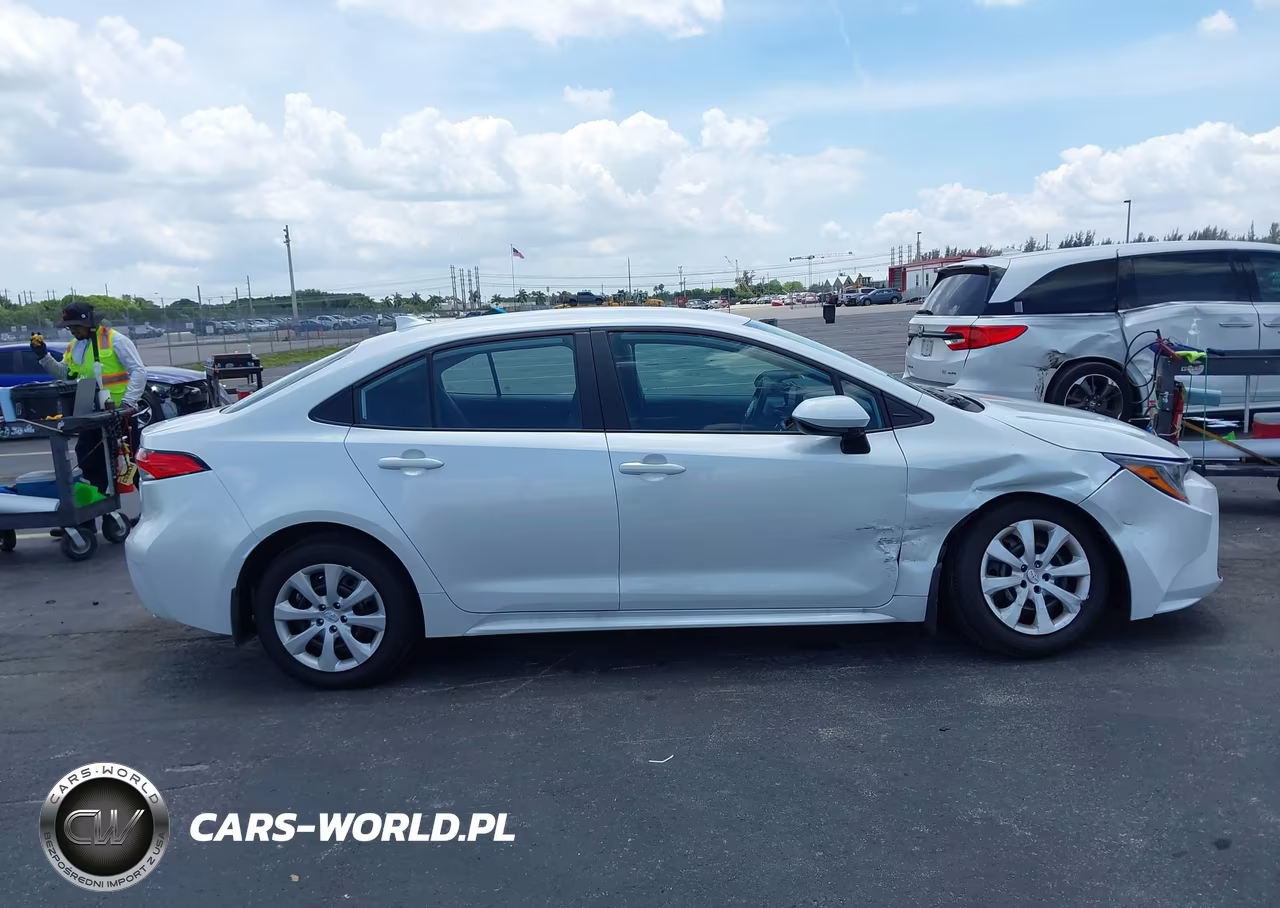2026 Toyota Corolla Le VIN:5YFB4MDE4TP398804 - 13