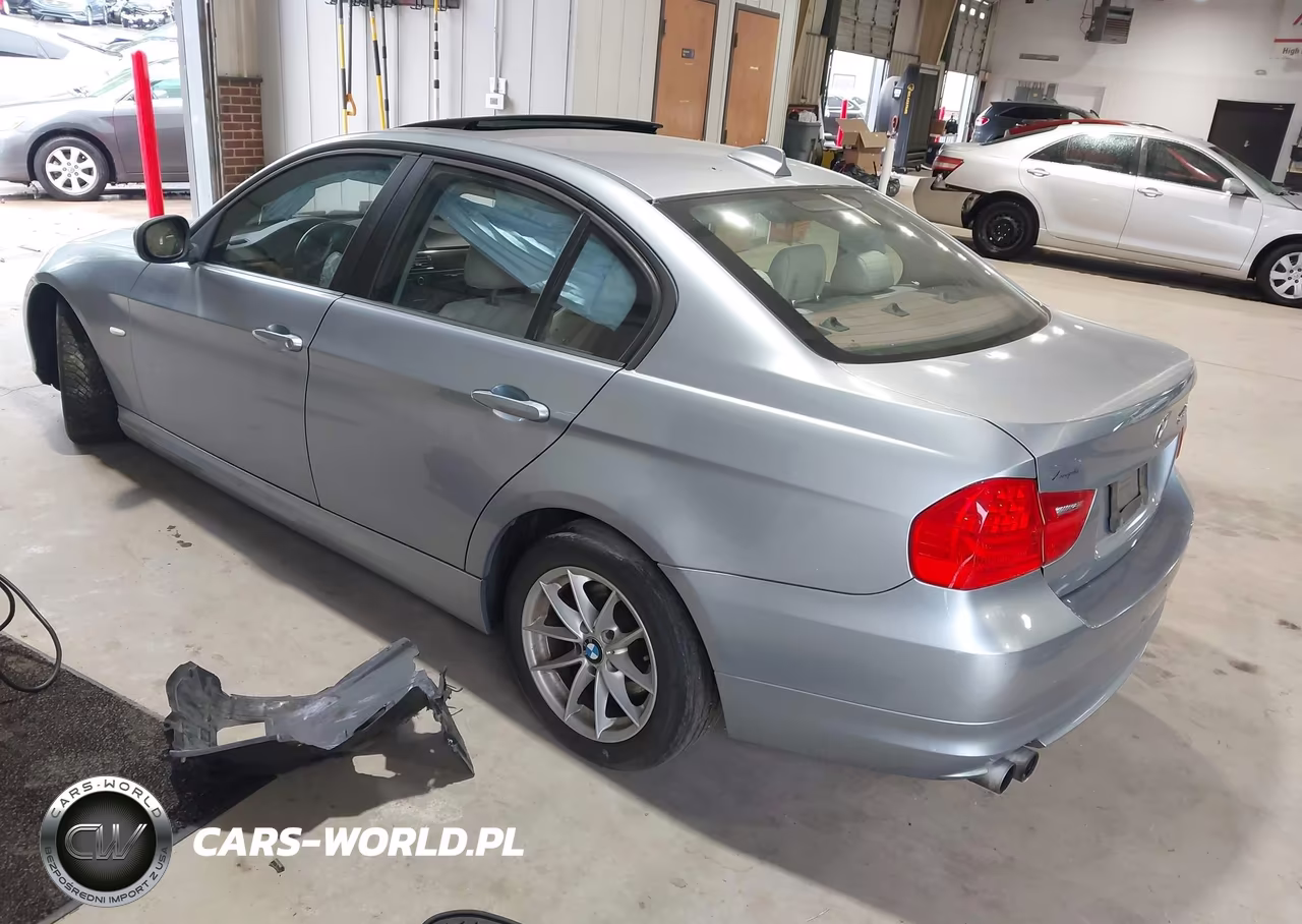 2010 BMW 328I VIN:WBAPH7C5XAA176666 - 3