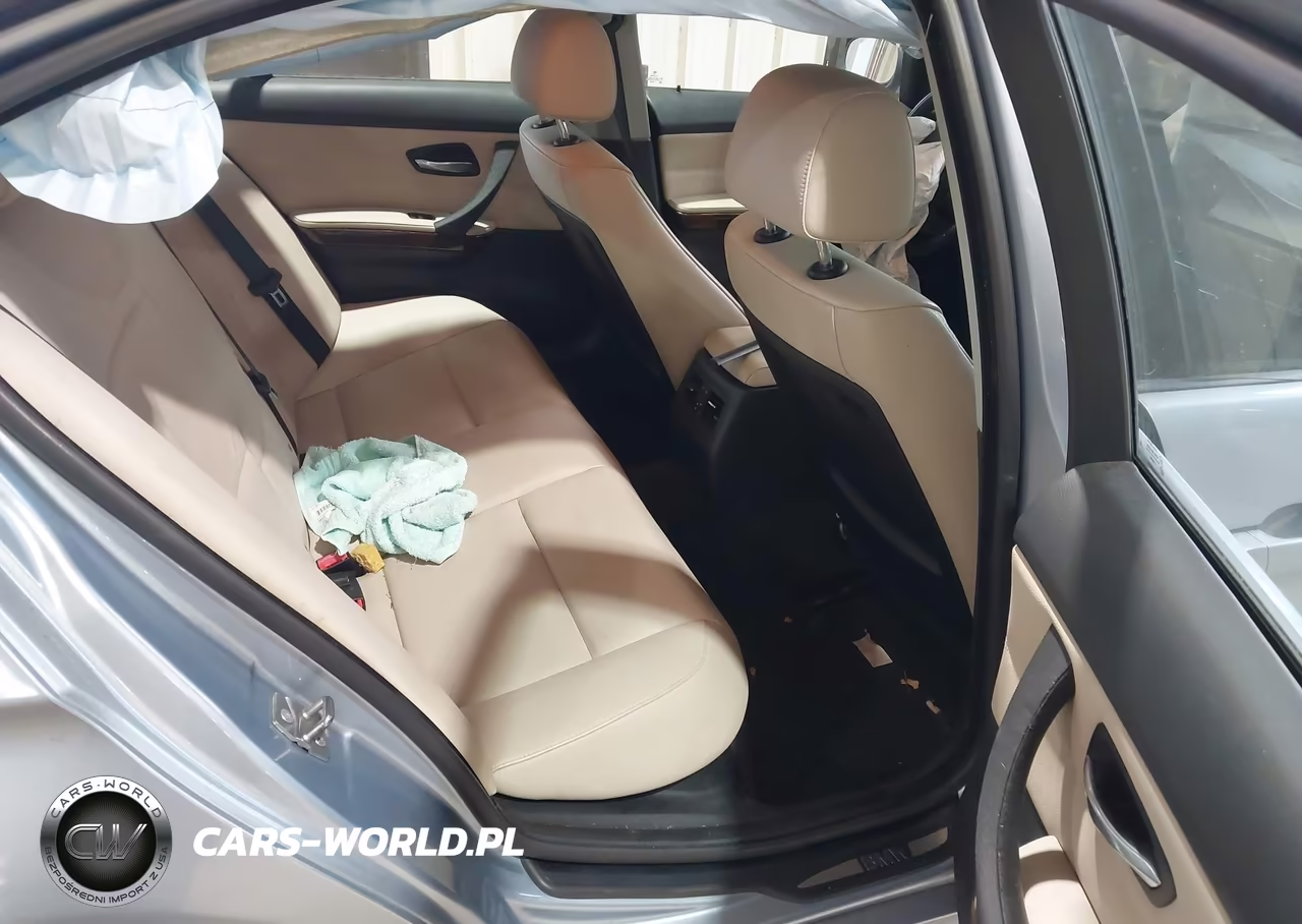 2010 BMW 328I VIN:WBAPH7C5XAA176666 - 8