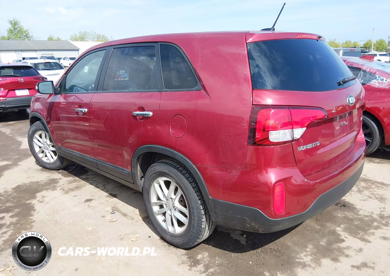 2014 Kia Sorento Lx VIN:5XYKT3A61EG460743 - 3