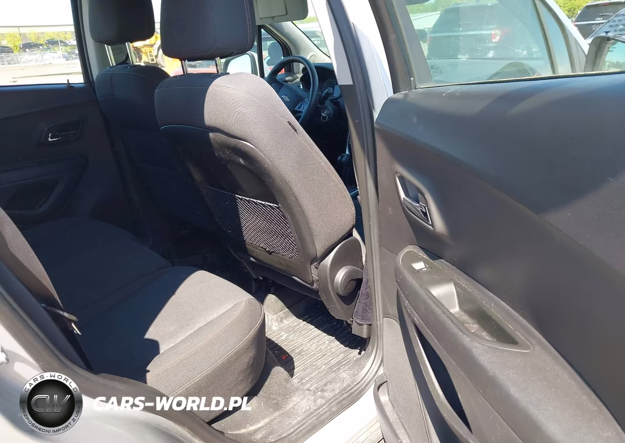 2019 Chevrolet Trax Ls VIN:3GNCJKSB5KL372399 - 8