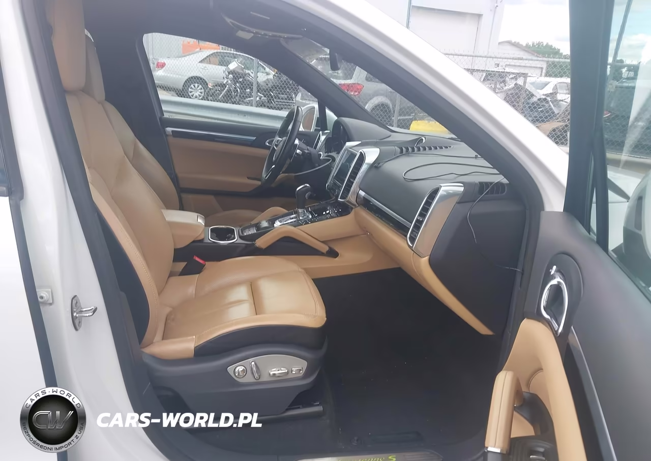 2018 Porsche Cayenne E-Hybrid S Platinum Edition VIN:WP1AE2A21JLA72227 - 5