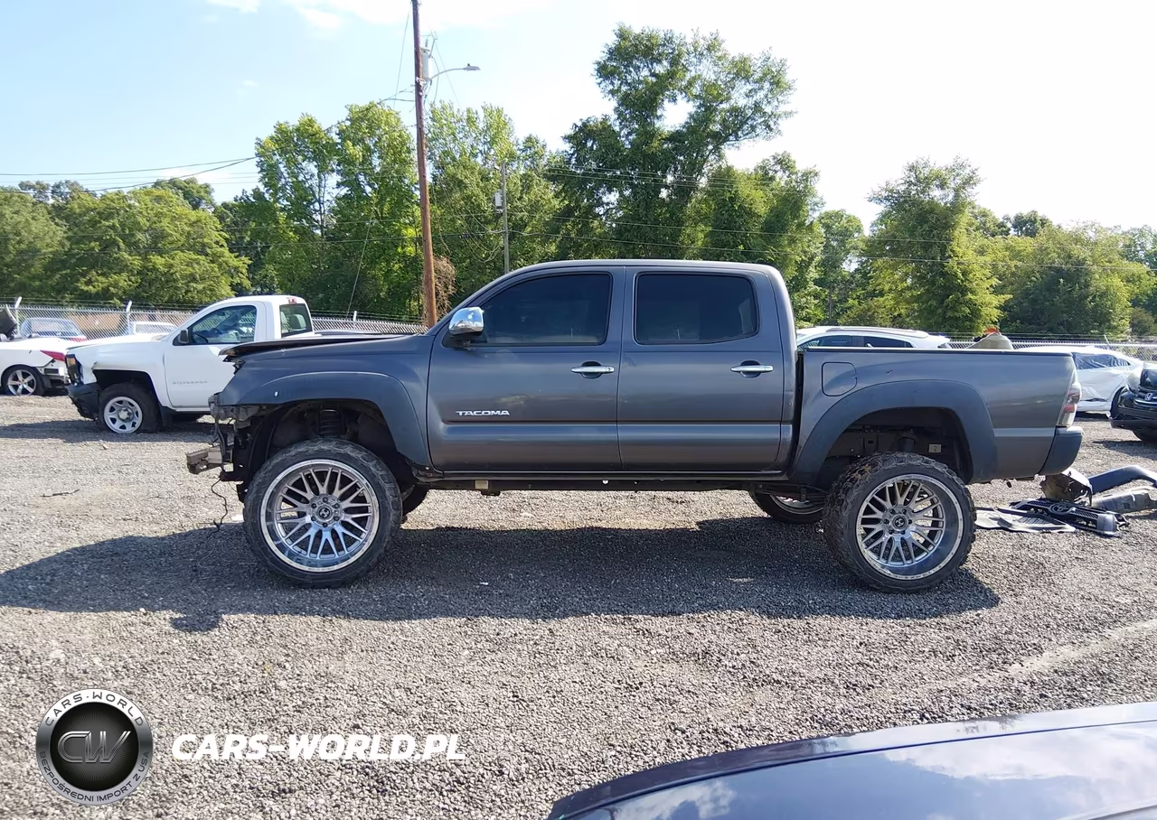 2013 Toyota Tacoma Prerunner VIN:5TFJX4GNXDX018155 - 14