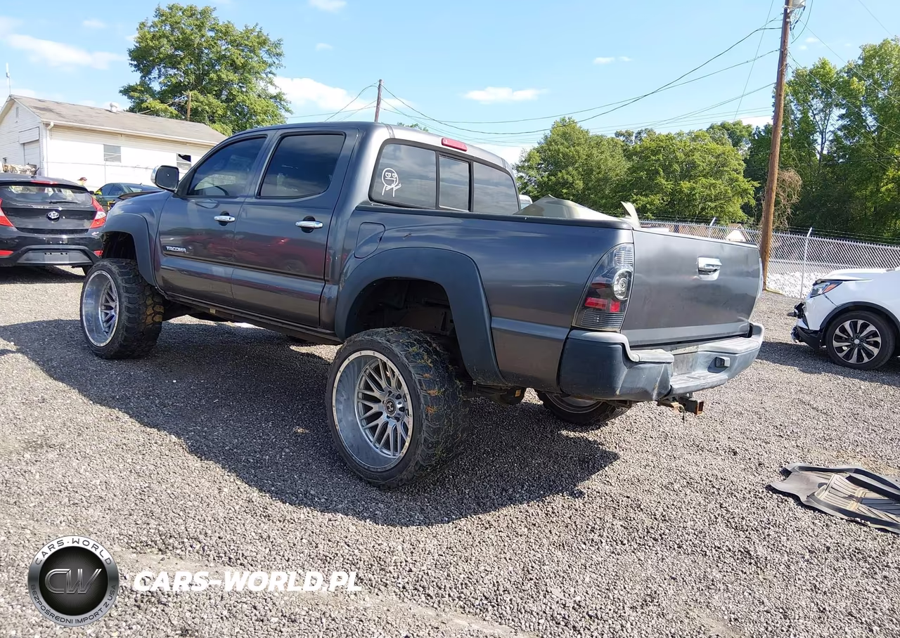 2013 Toyota Tacoma Prerunner VIN:5TFJX4GNXDX018155 - 3