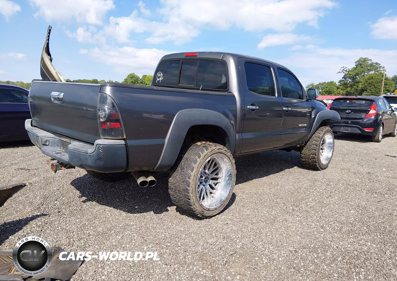 2013 Toyota Tacoma Prerunner VIN:5TFJX4GNXDX018155 - 4