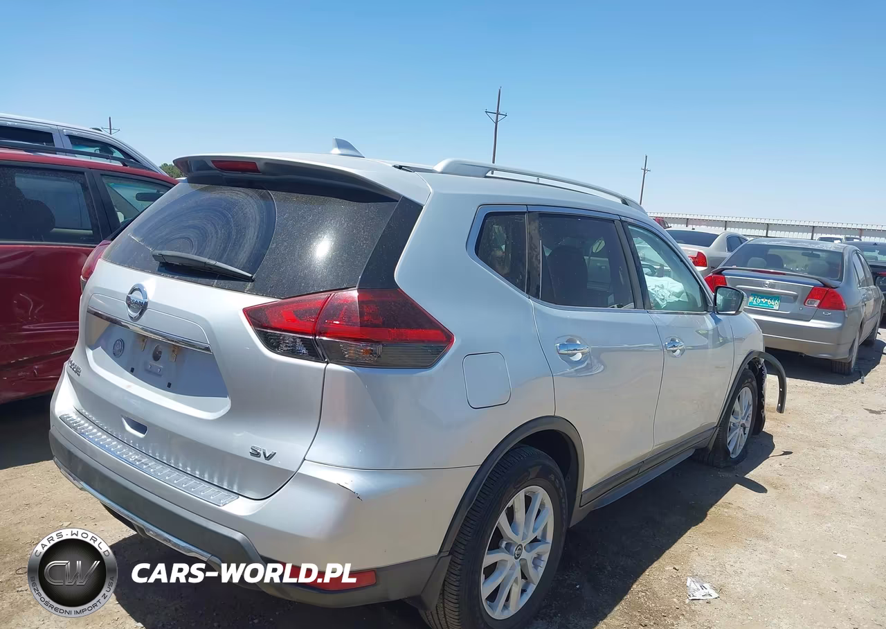 2018 Nissan Rogue Sv VIN:5N1AT2MT4JC815826 - 4