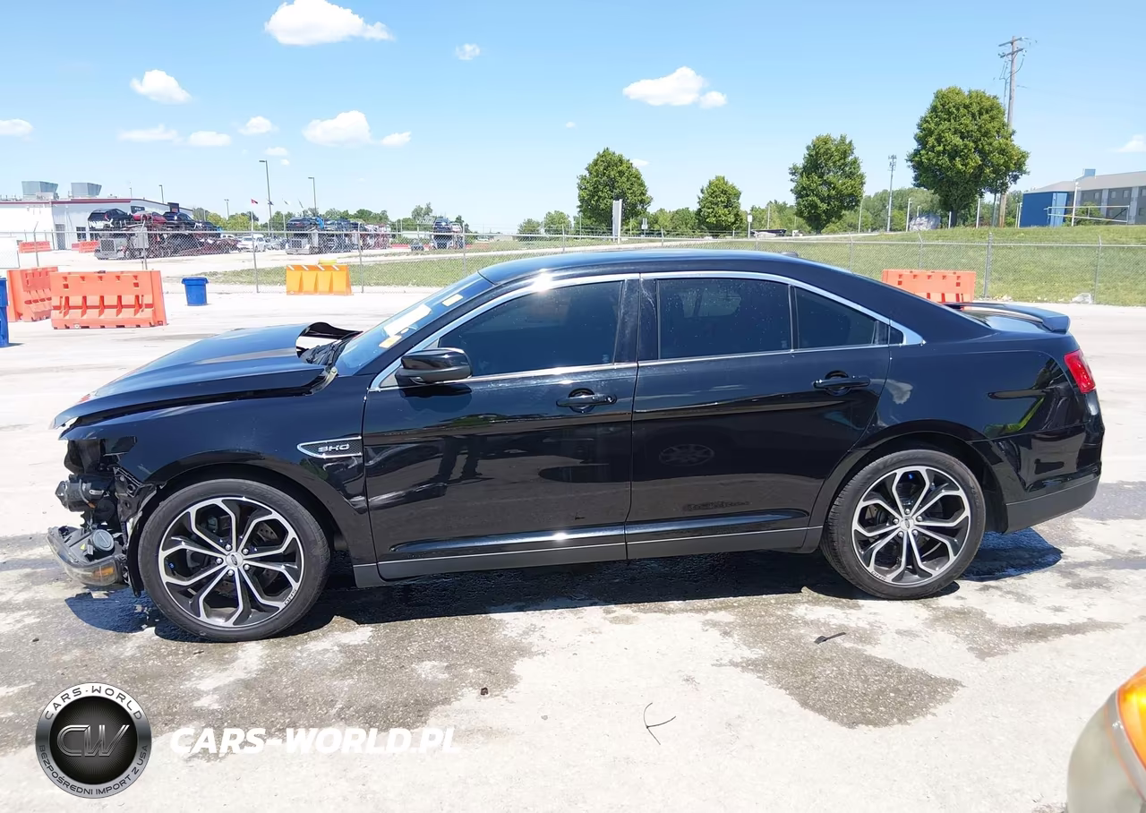 2019 Ford Taurus Sho VIN:1FAHP2KT7KG105944 - 14