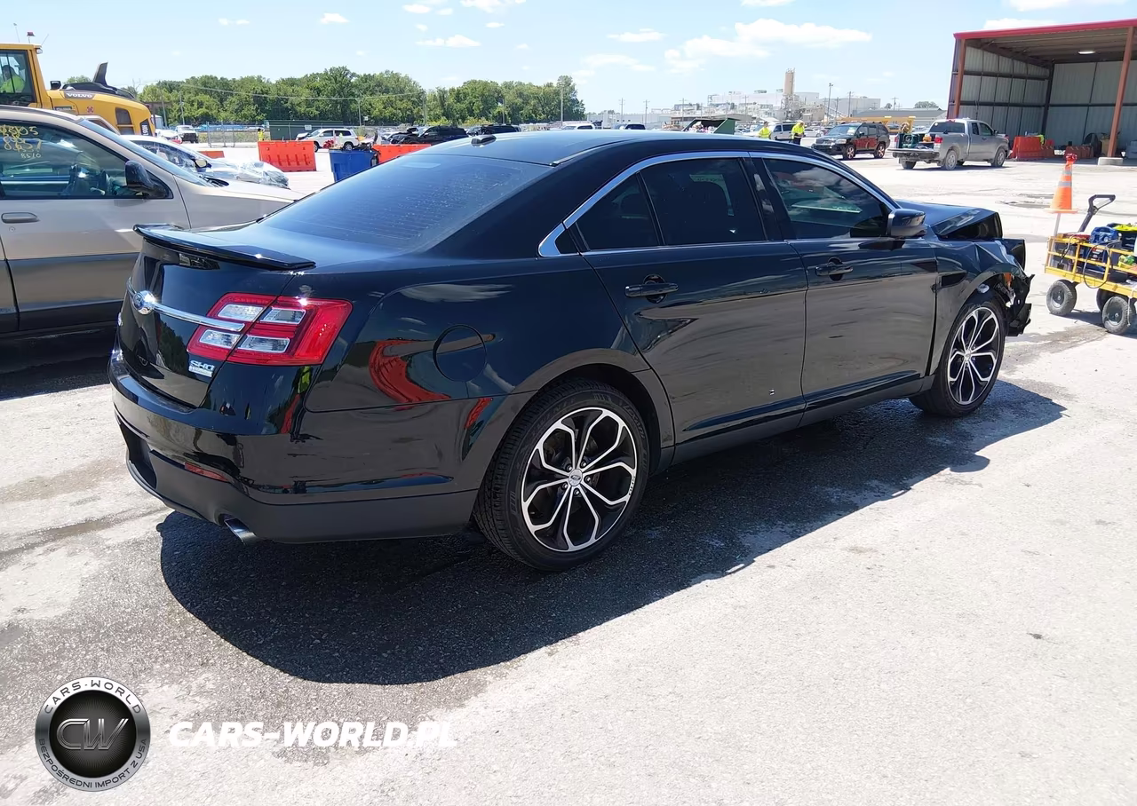 2019 Ford Taurus Sho VIN:1FAHP2KT7KG105944 - 4