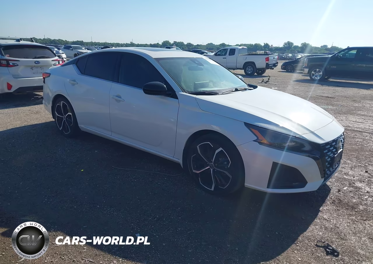 2023 Nissan Altima Sr Fwd – zdjęcie 1 z 16