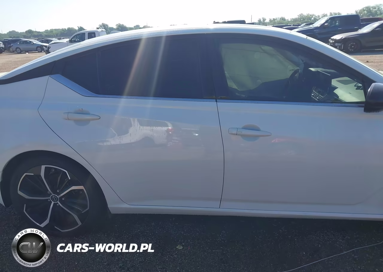 2023 Nissan Altima Sr Fwd VIN:1N4BL4CV2PN318882 - 13