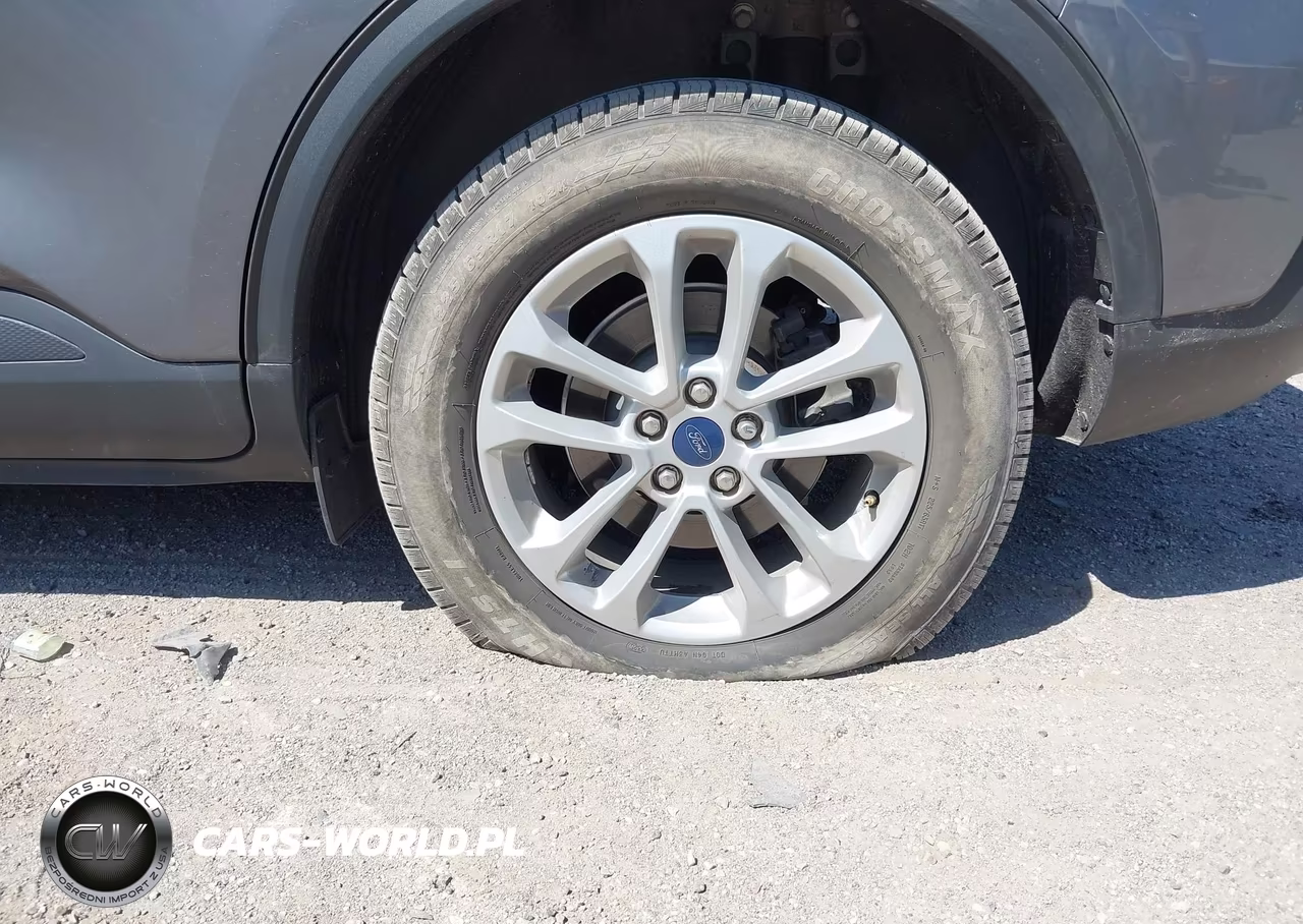2021 Ford Escape Se VIN:1FMCU9G67MUA85865 - 17