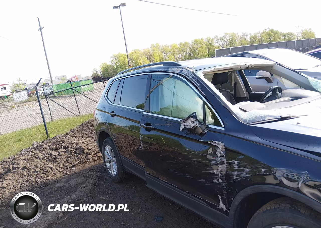 2019 Volkswagen Tiguan 2.0T Se-2.0T Sel-2.0T Sel R-Line-2.0T Sel R-Line Black VIN:3VV2B7AX2KM068244 - 13