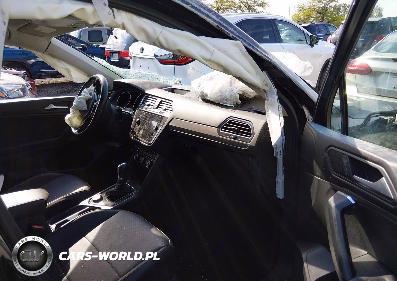 2019 Volkswagen Tiguan 2.0T Se-2.0T Sel-2.0T Sel R-Line-2.0T Sel R-Line Black VIN:3VV2B7AX2KM068244 - 5