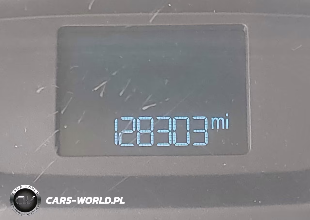 2016 Ford Transit-150 VIN:1FTYE9ZM3GKB21862 - 16