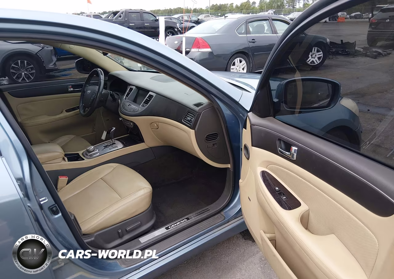 2011 Hyundai Genesis 4.6 VIN:KMHGC4DF9BU116073 - 5