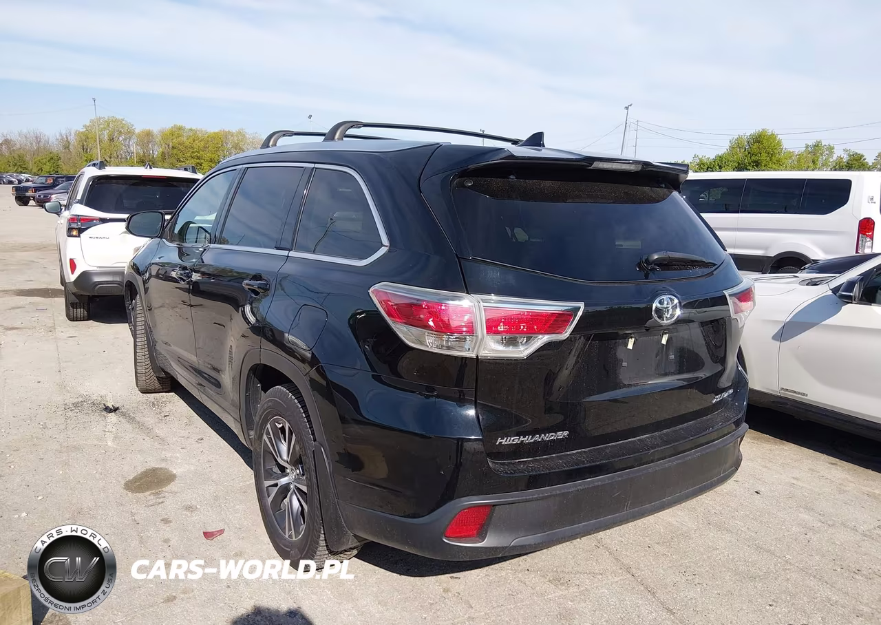 2016 Toyota Highlander Xle V6 VIN:5TDJKRFH0GS328154 - 3