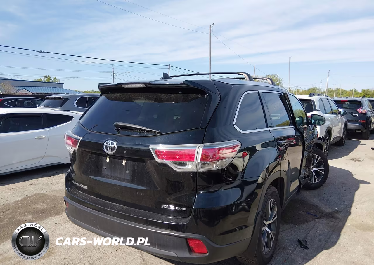 2016 Toyota Highlander Xle V6 VIN:5TDJKRFH0GS328154 - 4