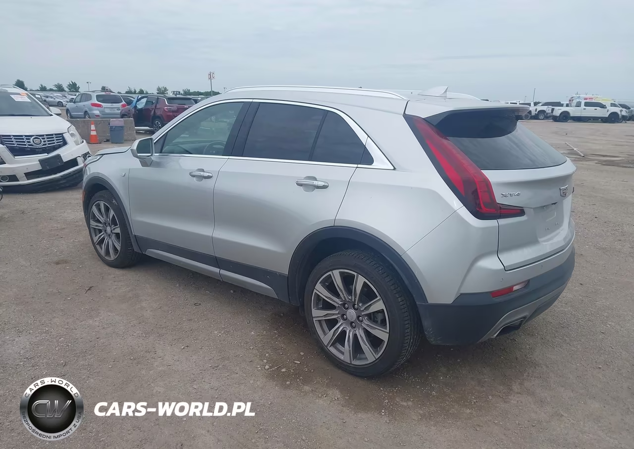 2019 Cadillac Xt4 Premium Luxury VIN:1GYFZCR48KF192821 - 3