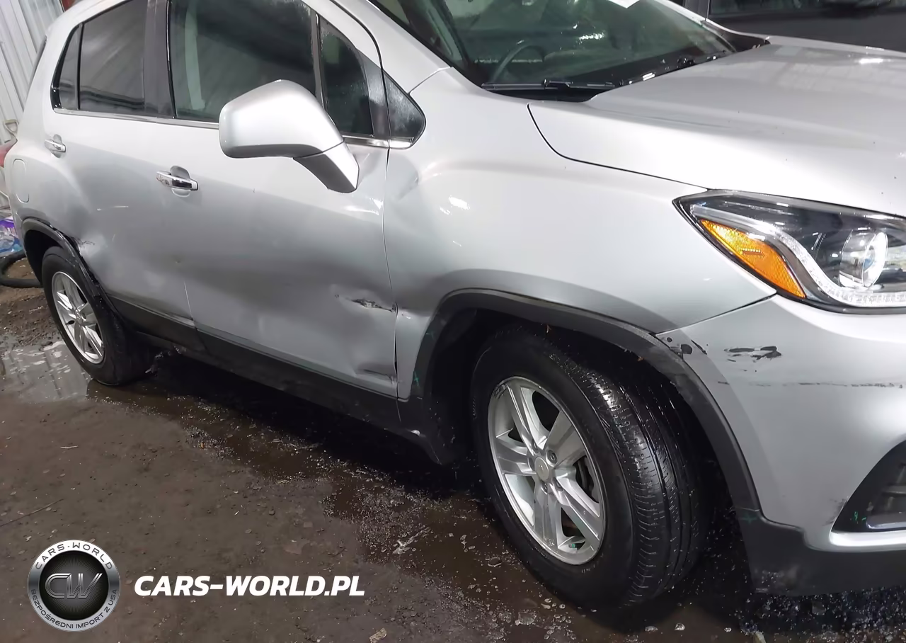 2020 Chevrolet Trax Fwd Lt VIN:3GNCJLSB7LL326645 - 6