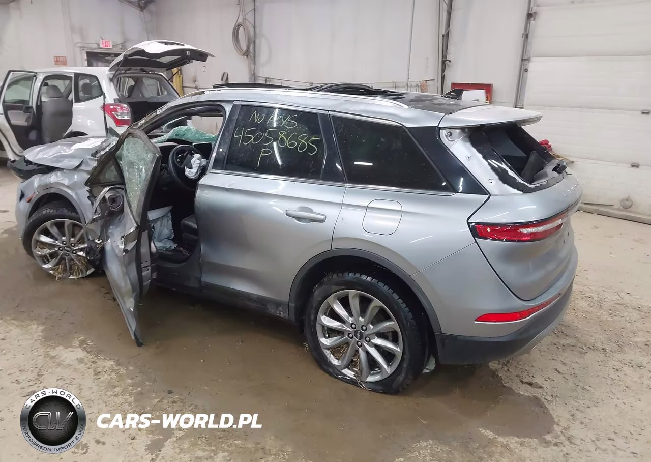 2021 Lincoln Corsair Standard VIN:5LMCJ1D94MUL21250 - 3