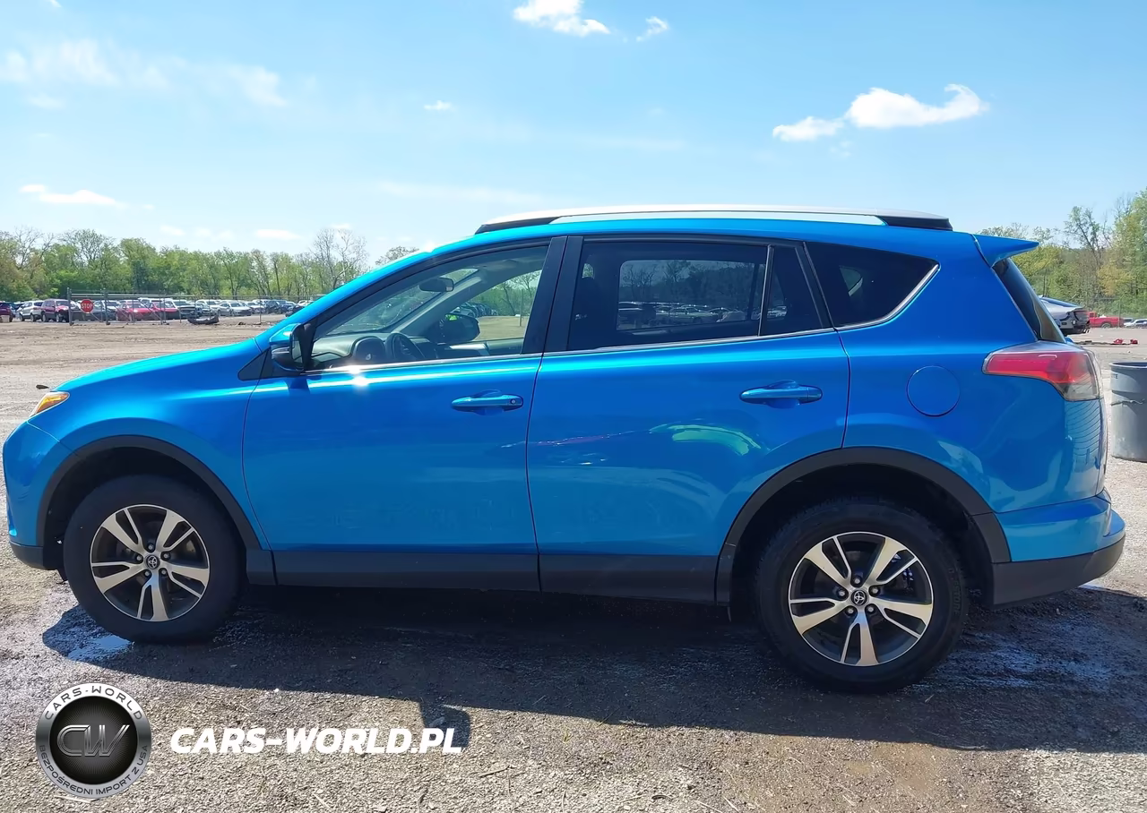 2016 Toyota Rav4 Xle VIN:JTMRFREV1GD185192 - 14