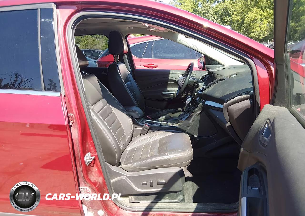 2016 Ford Escape Titanium VIN:1FMCU0J94GUA97992 - 5