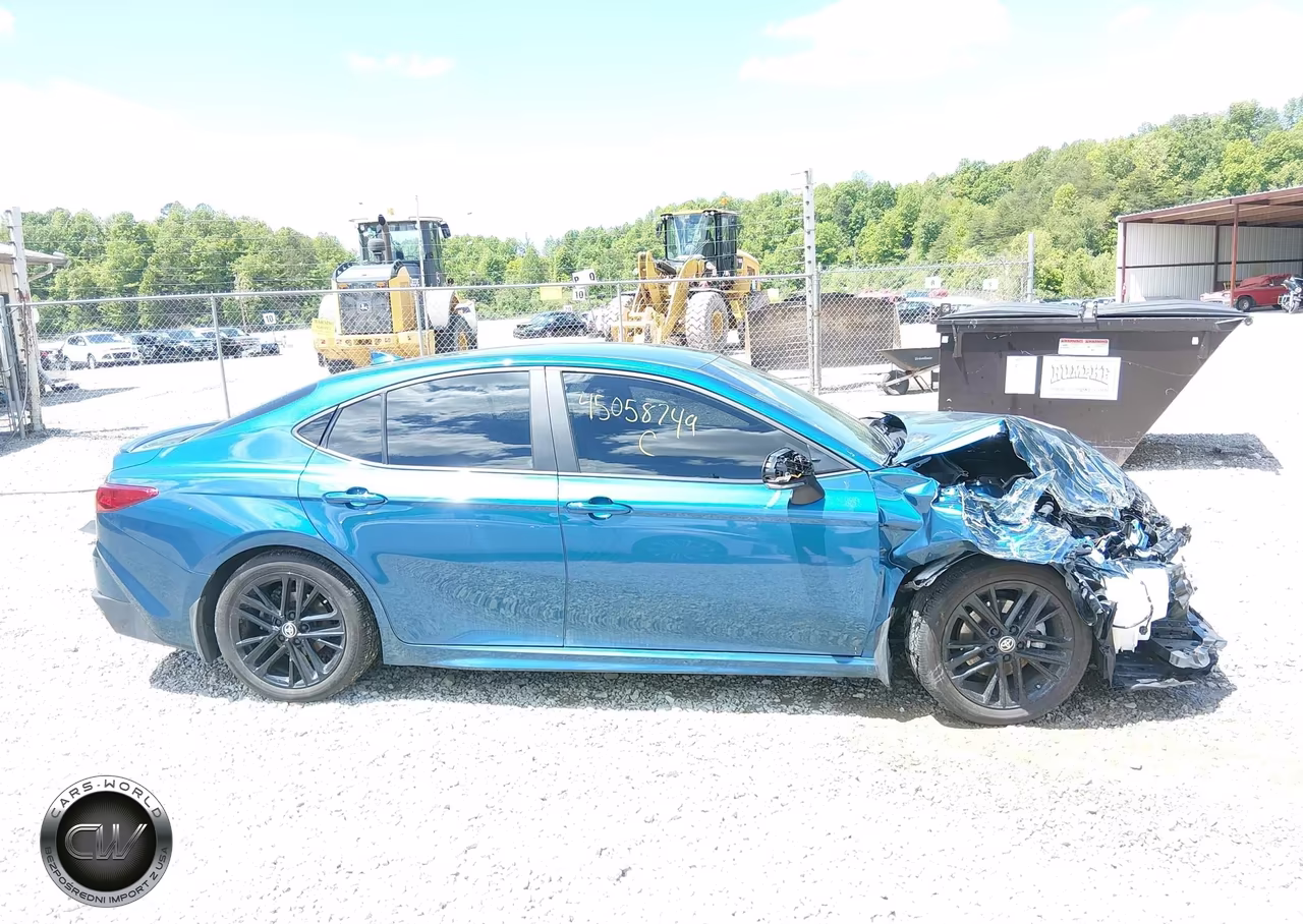 2025 Toyota Camry Se VIN:4T1DAACK7SU549669 - 14