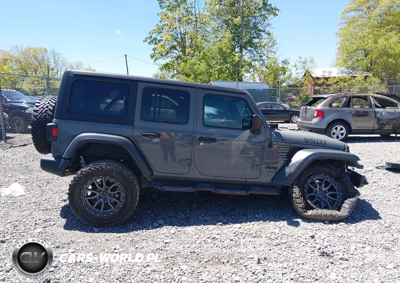 2020 Jeep Wrangler Unlimited Willys 4X4 VIN:1C4HJXDG1LW200449 - 13