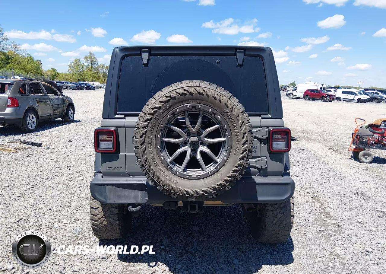2020 Jeep Wrangler Unlimited Willys 4X4 VIN:1C4HJXDG1LW200449 - 16