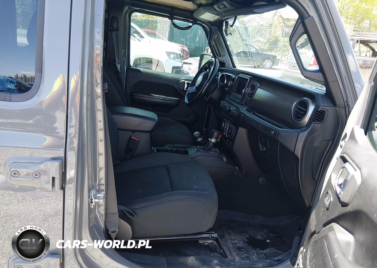 2020 Jeep Wrangler Unlimited Willys 4X4 VIN:1C4HJXDG1LW200449 - 5