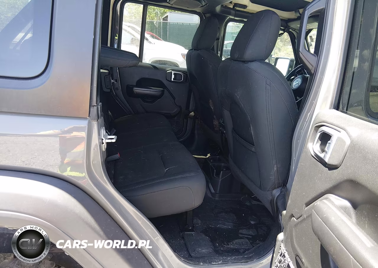 2020 Jeep Wrangler Unlimited Willys 4X4 VIN:1C4HJXDG1LW200449 - 8