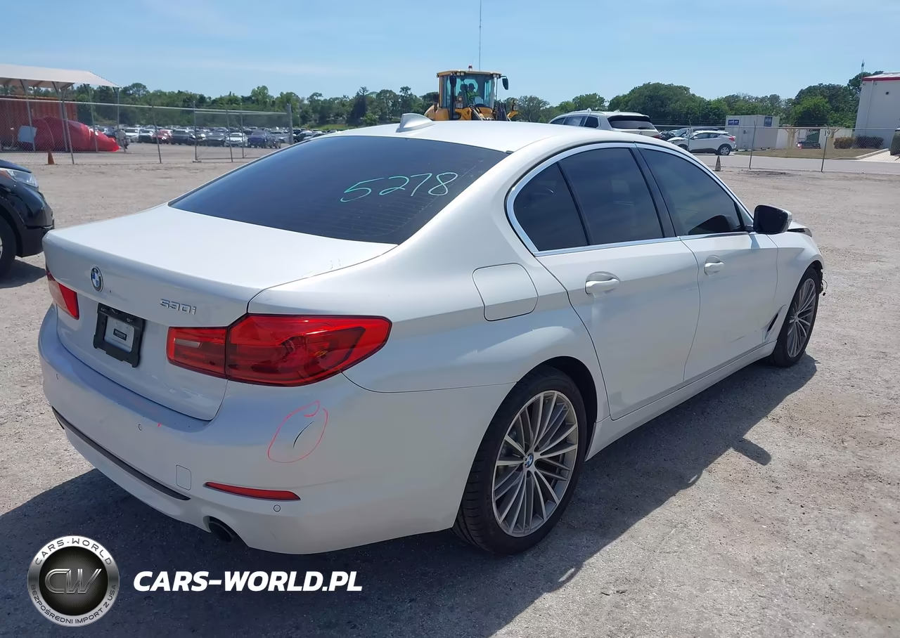 2019 BMW 530I VIN:WBAJA5C53KBX88198 - 4