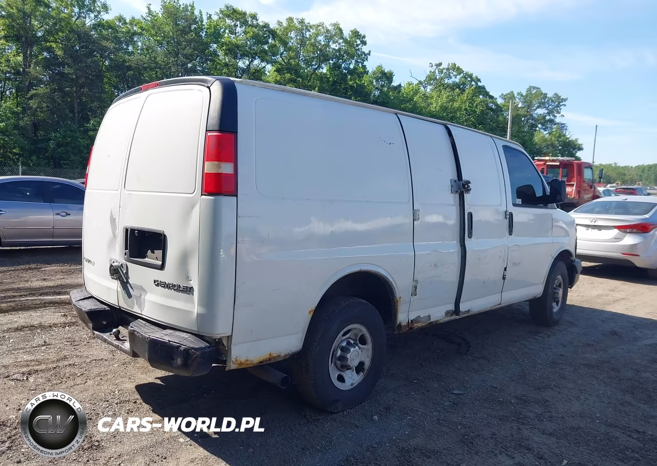 2010 Chevrolet Express 2500 Work Van VIN:1GCZGFDAXA1115919 - 6