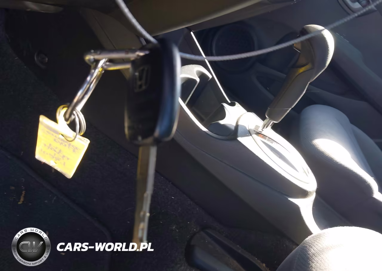 2013 Honda Fit VIN:JHMGE8H35DC079424 - 11