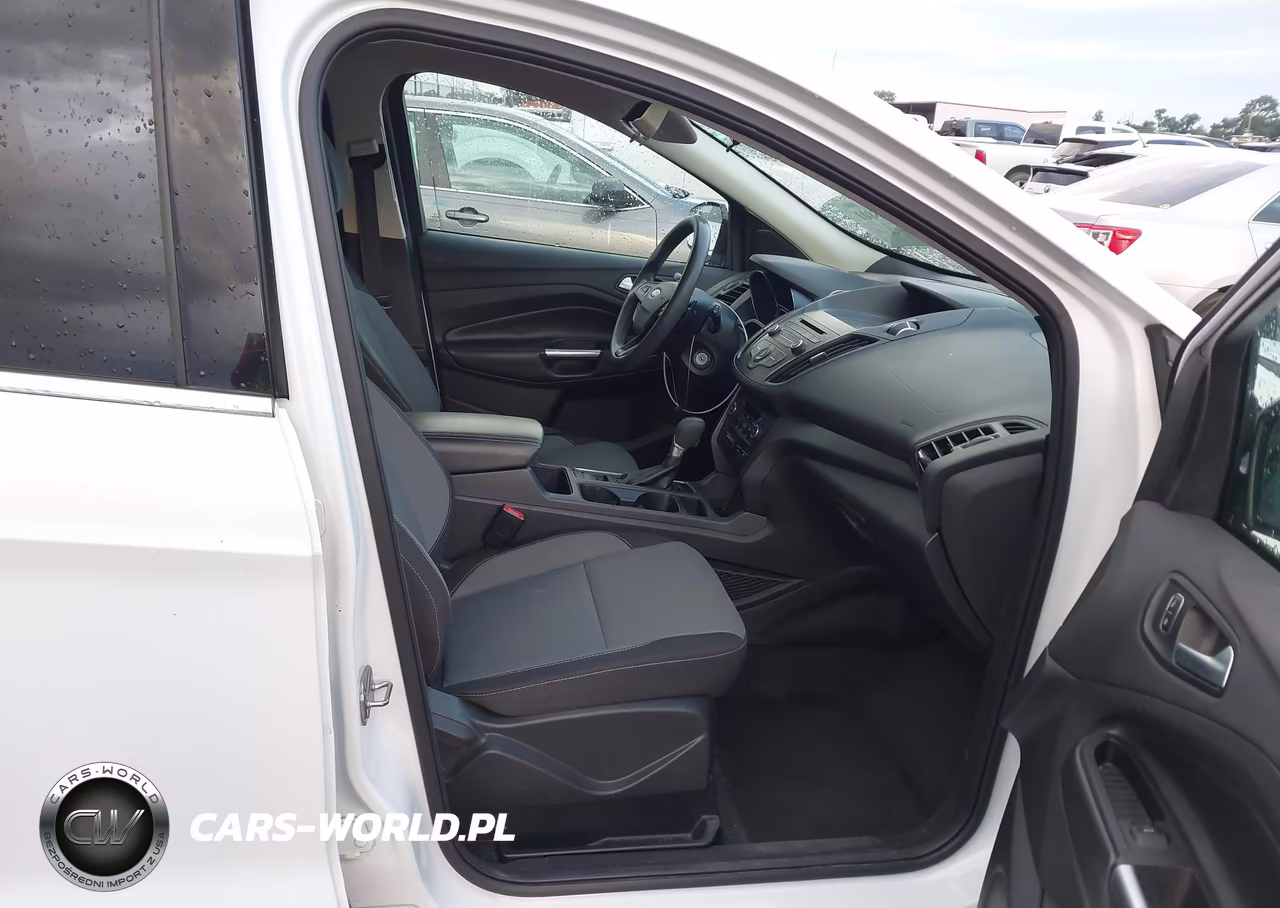 2017 Ford Escape Se VIN:1FMCU0GD2HUE38979 - 5