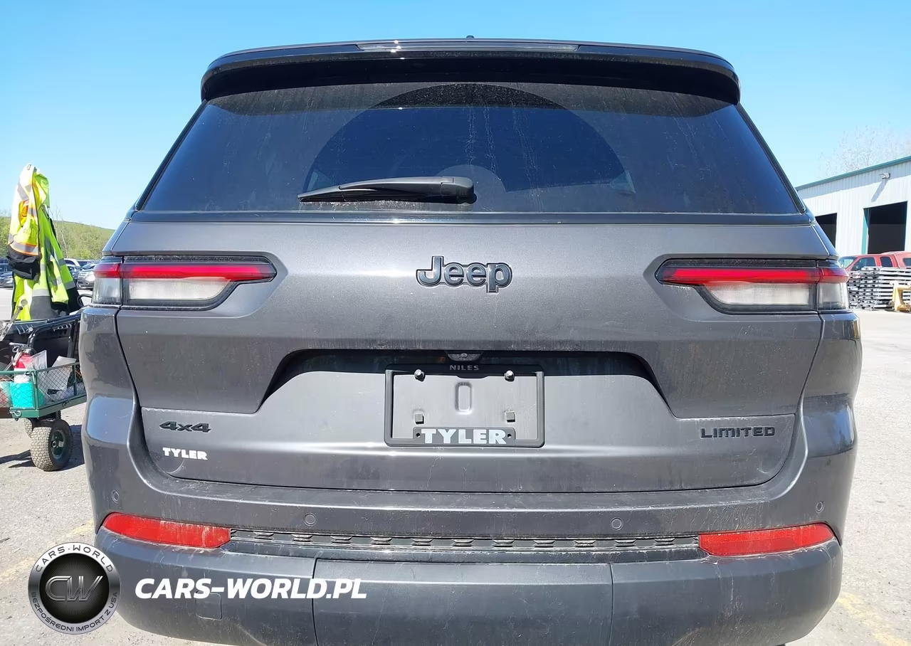 2024 Jeep Grand Cherokee L Limited 4X4 VIN:1C4RJKBG5R8506271 - 17