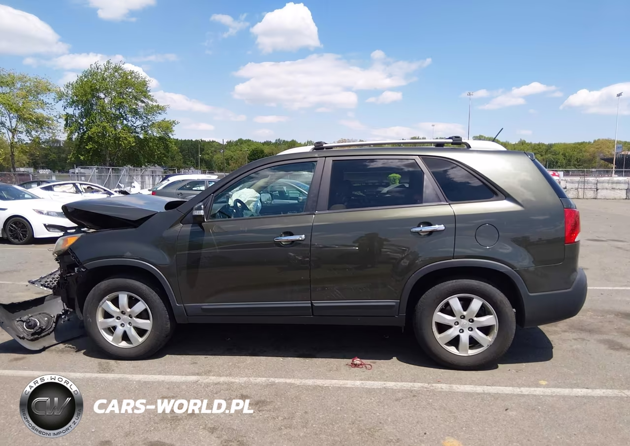 2011 Kia Sorento Lx VIN:5XYKT3A18BG172217 - 14