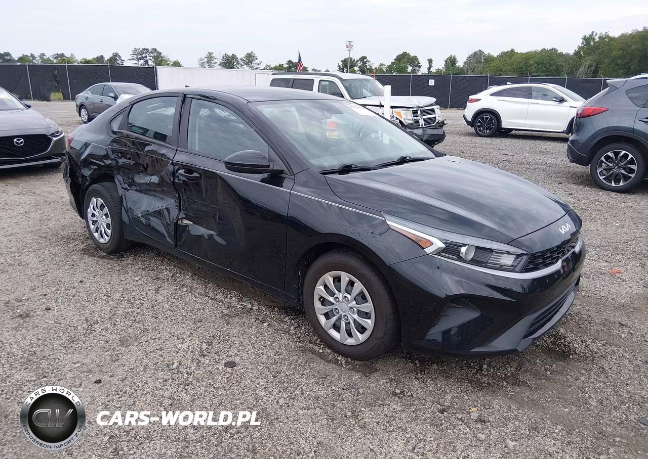 2023 Kia Forte Lx – zdjęcie 1 z 17