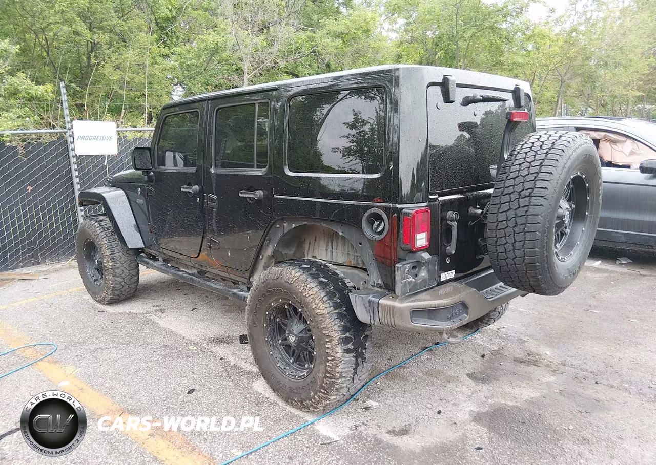 2017 Jeep Wrangler Unlimited 75Th Anniversary Edition 4X4 VIN:1C4HJWEG8HL510163 - 3