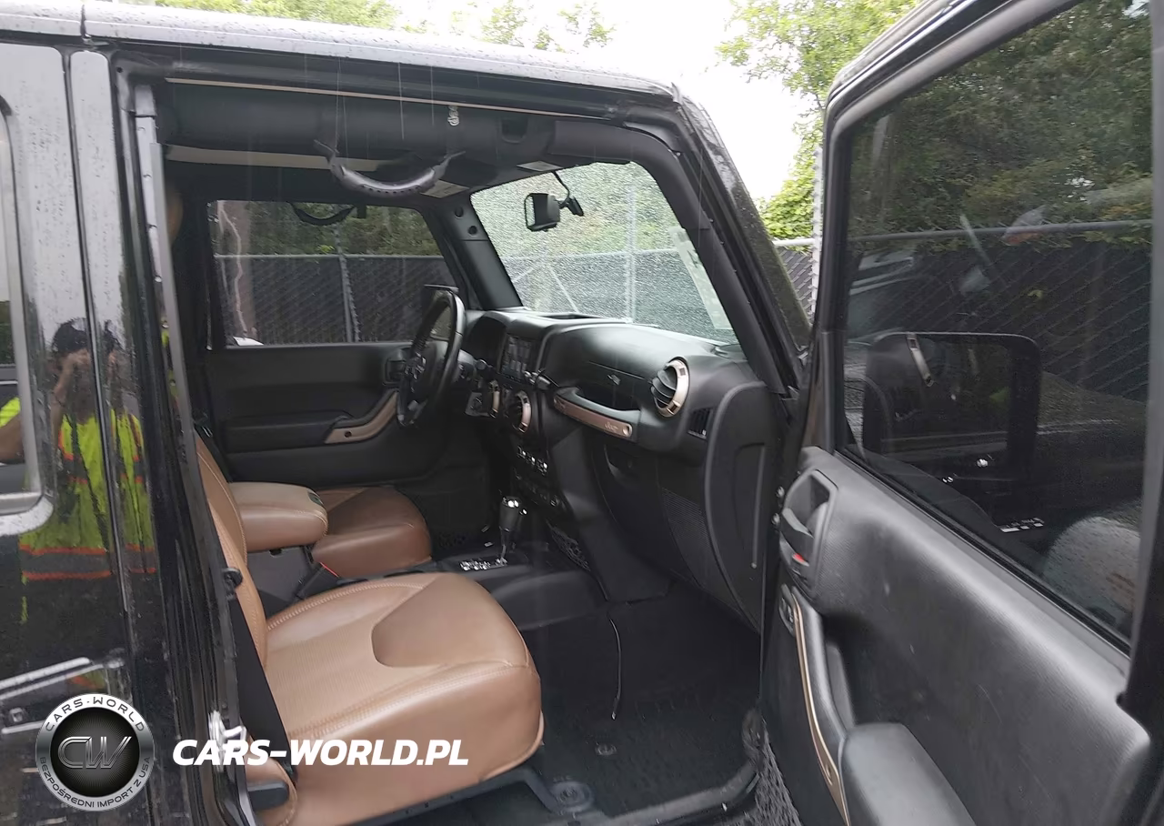 2017 Jeep Wrangler Unlimited 75Th Anniversary Edition 4X4 VIN:1C4HJWEG8HL510163 - 5