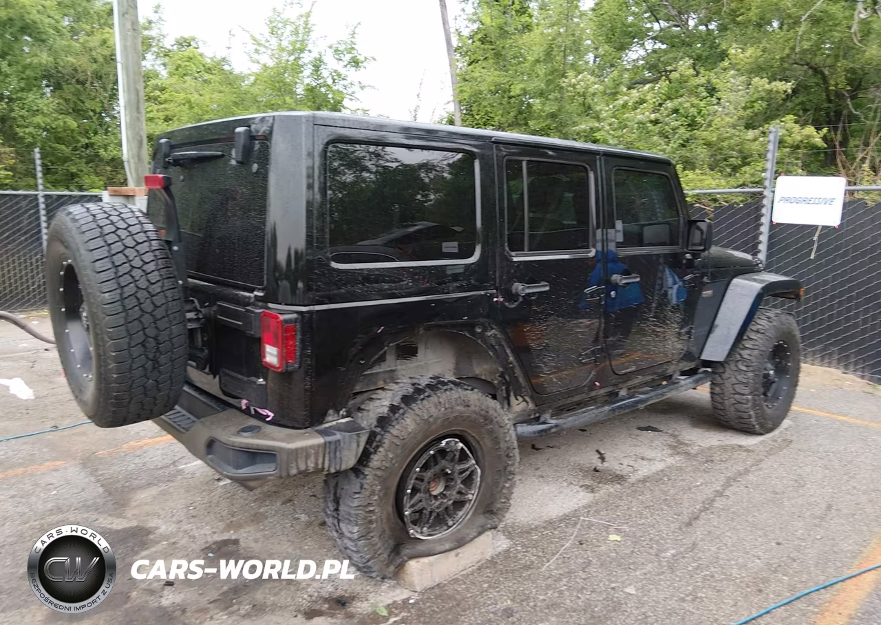2017 Jeep Wrangler Unlimited 75Th Anniversary Edition 4X4 VIN:1C4HJWEG8HL510163 - 6