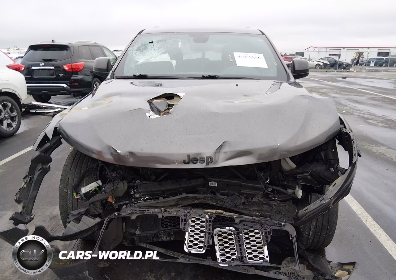 2020 Jeep Grand Cherokee Altitude 4X2 VIN:1C4RJEAG4LC329185 - 12