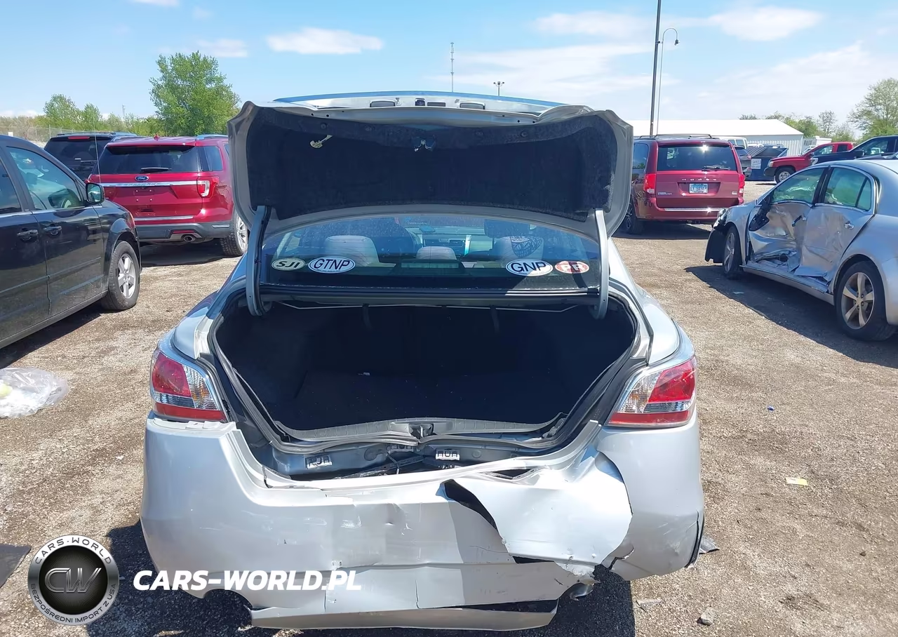 2015 Nissan Altima 2.5 S VIN:1N4AL3AP9FN907338 - 16