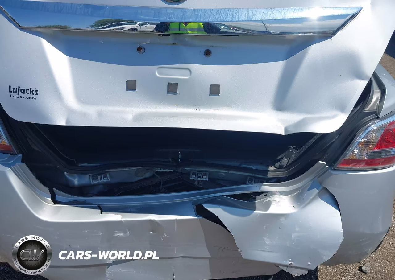 2015 Nissan Altima 2.5 S VIN:1N4AL3AP9FN907338 - 6