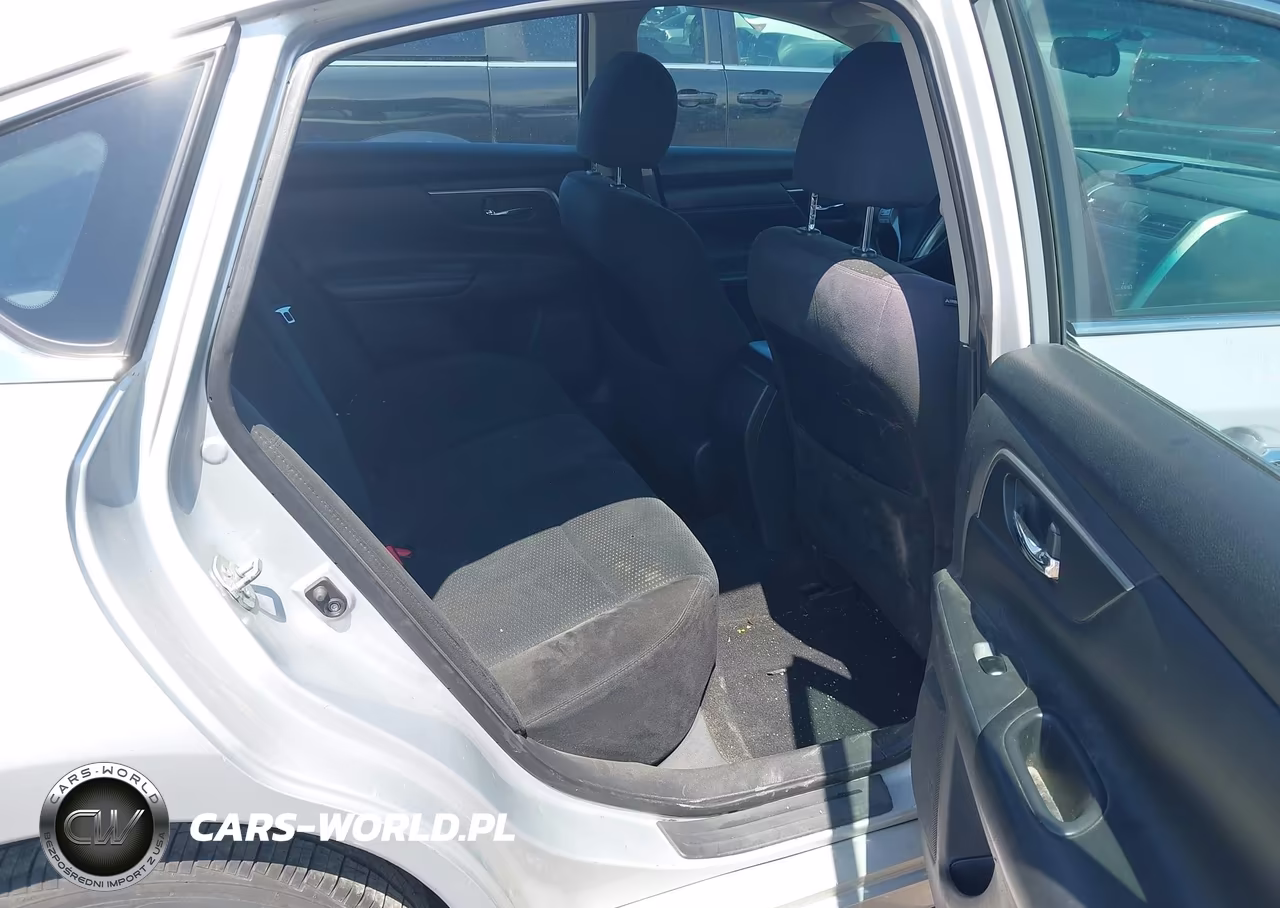 2015 Nissan Altima 2.5 S VIN:1N4AL3AP9FN907338 - 8