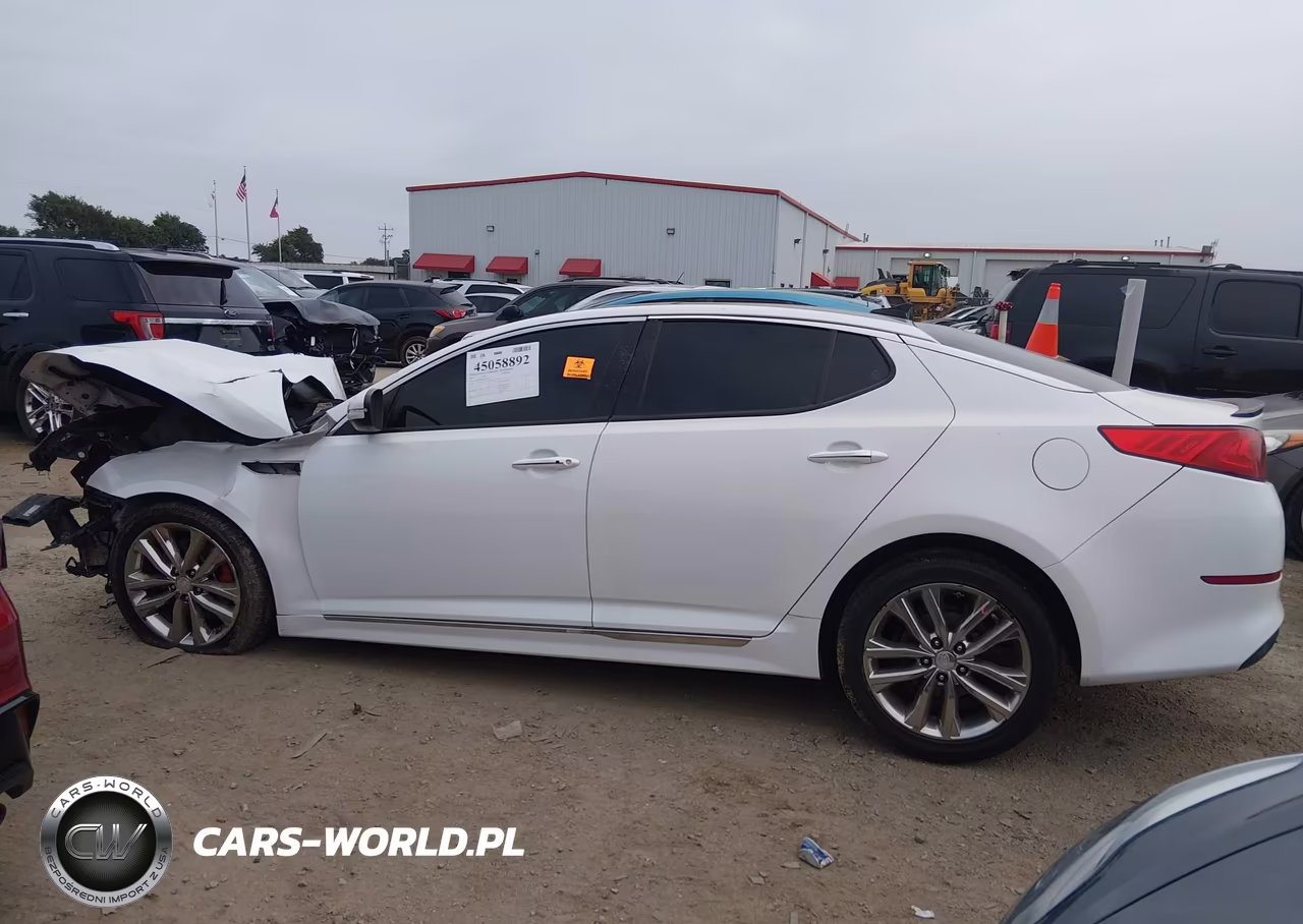2015 Kia Optima VIN:5XXGR4A69FG517335 - 14